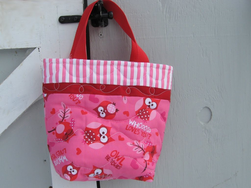 Valentine's day gift,  owl tote bag,  toy tote, kids tote bag, hearts and pink Valentines owls, book bag