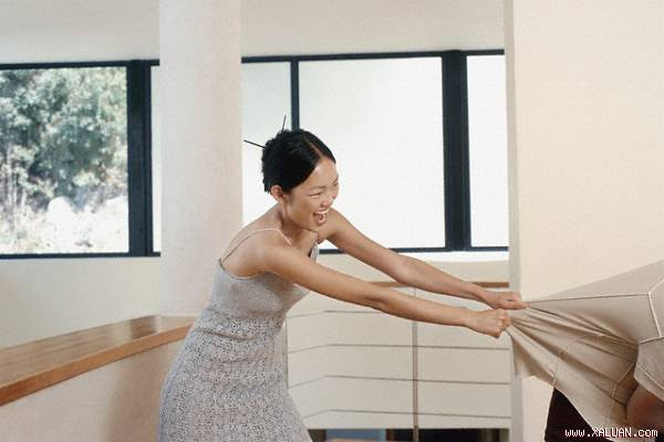  Anh chỉ trích tôi là phụ nữ nhưng thích lấn quyền chồng… (Ảnh minh họa)