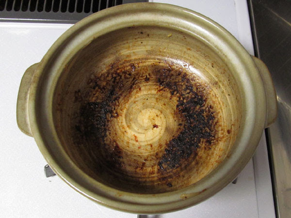 土鍋の焦げ付きの取り方 重曹とお酢で超カンタンに落とせます 生活の知恵 お役立ち情報