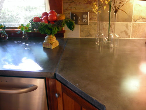 Concrete countertop by strawsticksandbricks