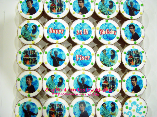 Birthday Cupcakes with Edible