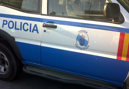 Investigadas tres personas por un incendio forestal en Sanxenxo y otra por dos fuegos en Barro 