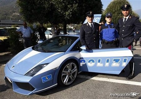 a96942_PoliceLambo2 a96942_PoliceLambo2