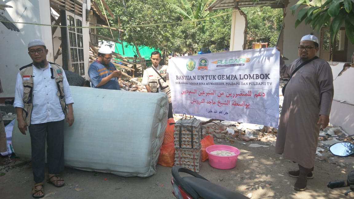 Ustadz Kholid Syamhudi, Lc, Pimpinan Pondok Pesantren Ibnu 