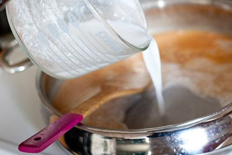 Gà kho chua ngọt lạ miệng ngon cơm
