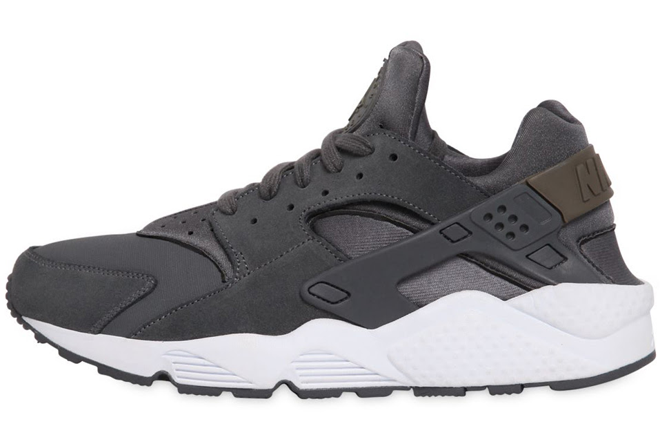Nike Air Huarache Dark Grey – Preview