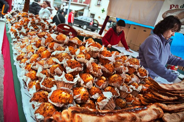 Cupcakes (Magdalenas) at Local Market Stall [enlarge]
