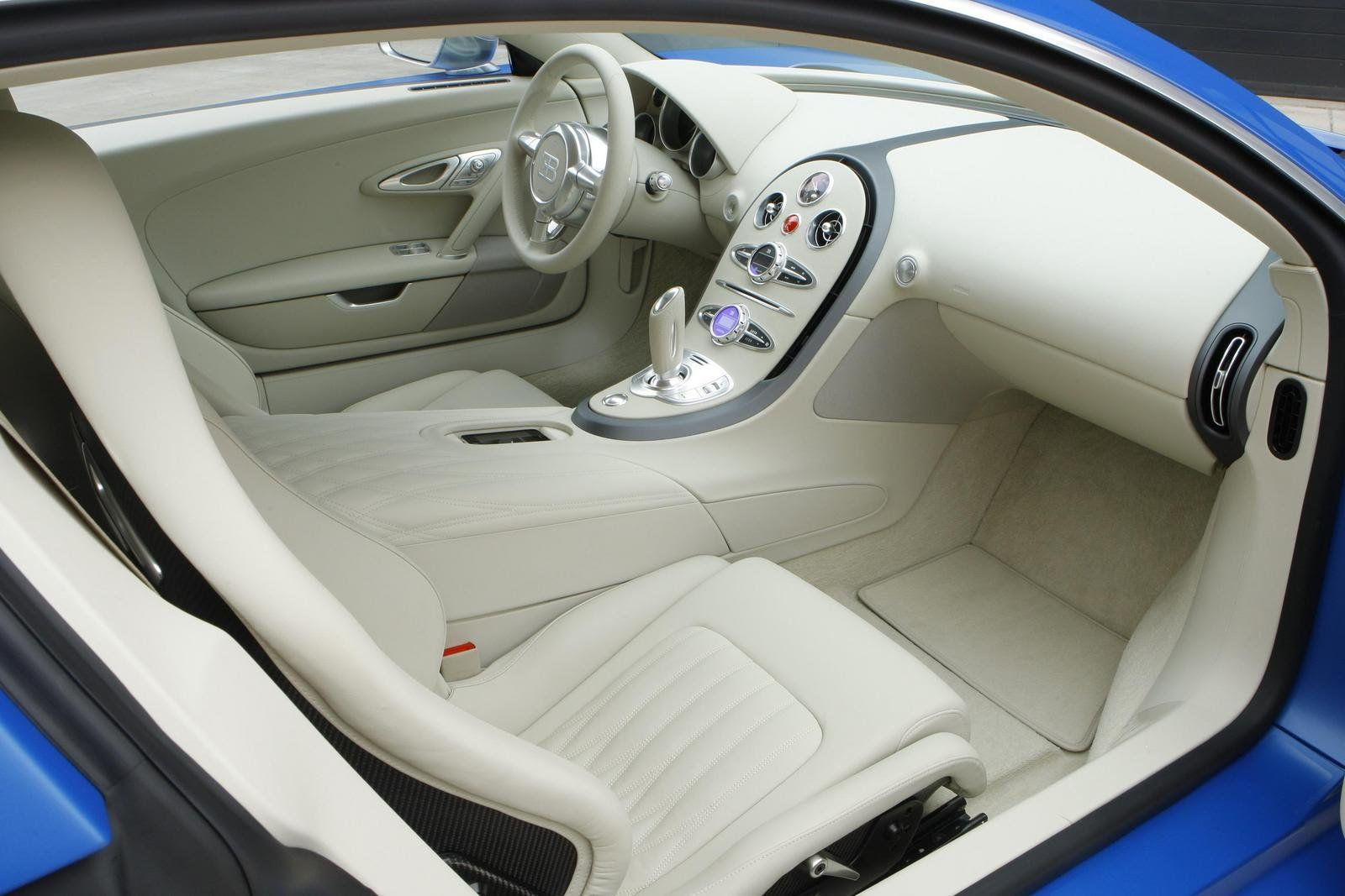 Bugatti Veyron 2010 