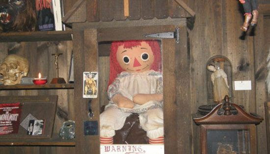 Tak Sekedar Film 10 Boneka  Terseram Ini Benar Benar Hidup 