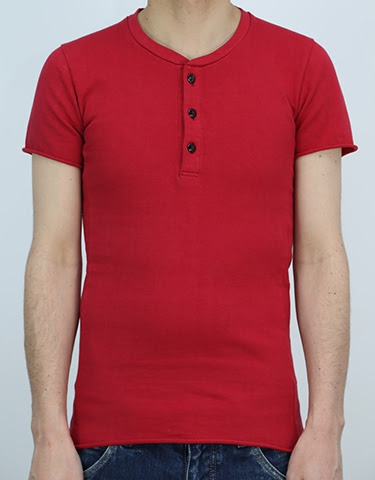 赤 レッドtシャツをお洒落に着こなす メンズおすすめ赤tシャツ