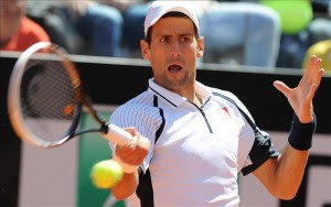 El tenista serbio Novak Djokovic, durante el partido de cuartos final del Masters 1000 de Roma. EFE