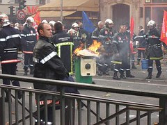French firemen on strike