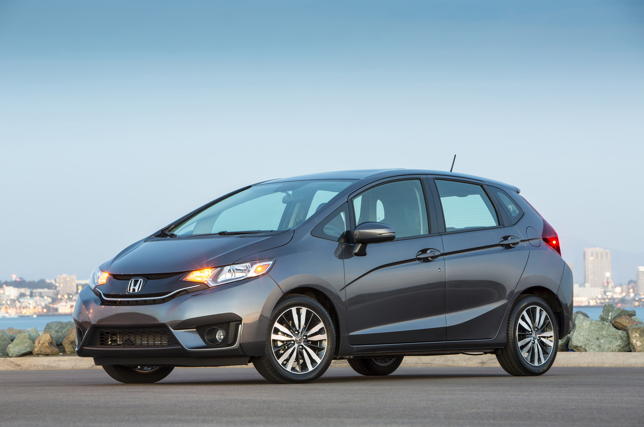 2015 Honda Fit First Test - Motor Trend