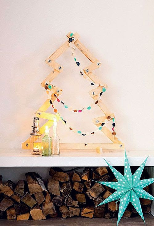 Houten kerstboom - Wooden christmastree - Kijk op www.101woonideeen.nl #tutorial #howto #holidayseason #christmas #DIY #decoration #xmas