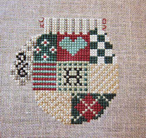 2002-mitten_patches-CC