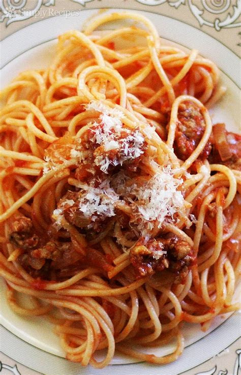 easy italian sausage spaghetti recipe simplyrecipescom
