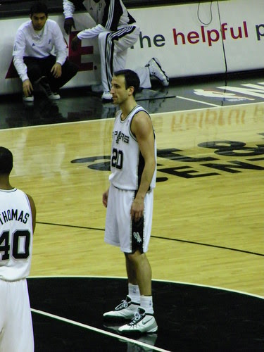 Manu at the line