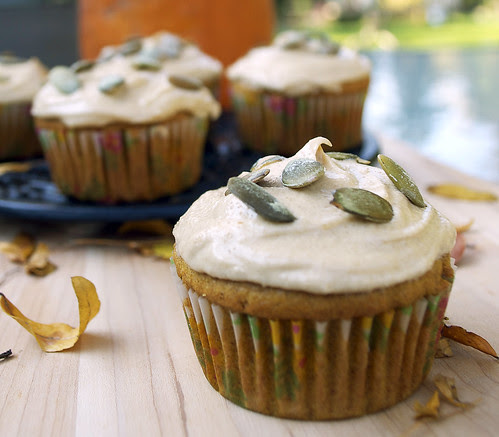 pumkincupcake.jpg
