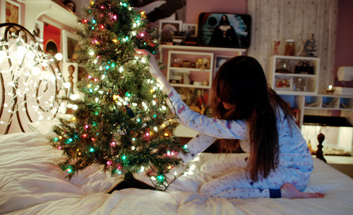 Magnificent Girls' Rooms Christmas Lights in Bedroom 500 x 305 · 129 kB · jpeg