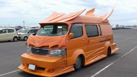 今となっては貴重な存在 バニング仕様 ヤン車カスタムなハイエース ネットの反応 トヨタ ハイエース 無限の可能性ブログ