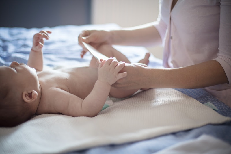 Quelle Est La Signification De La Couleur Des Selles De Bebe Bebes Et Mamans
