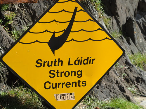 Beach Sign (Gaelic and English)