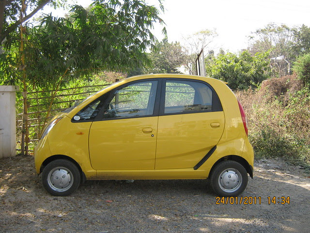 Tata Nano in Ram Indu Park, Baner, Pune