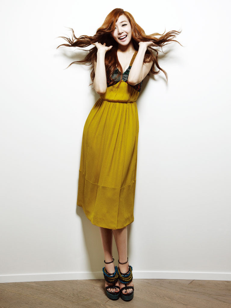 SNSD Tiffany Bazaar Burberry