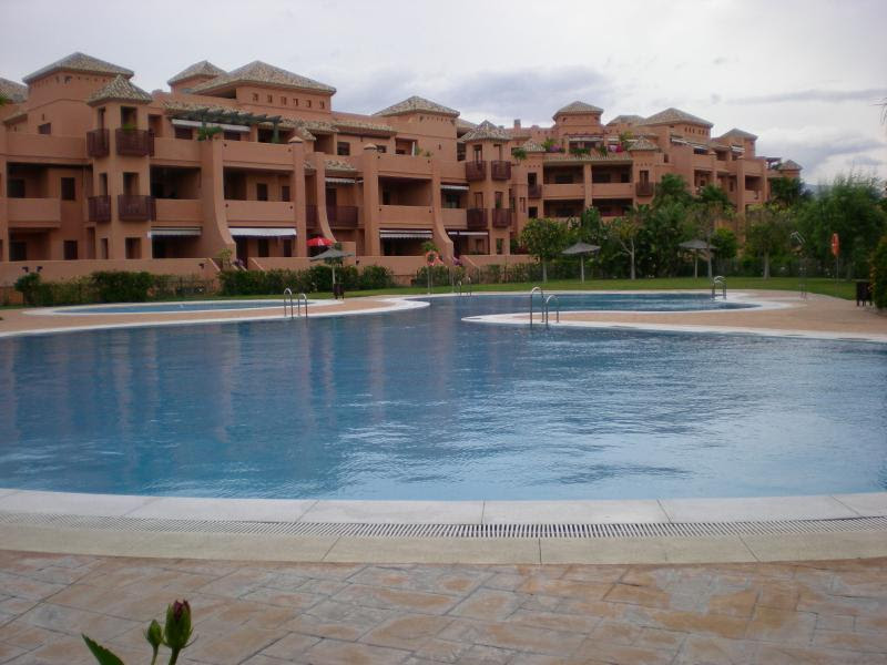 Alquiler apartamento en Playa Granada Golf Resort, Andalucía con piscina común y playa/lago ...