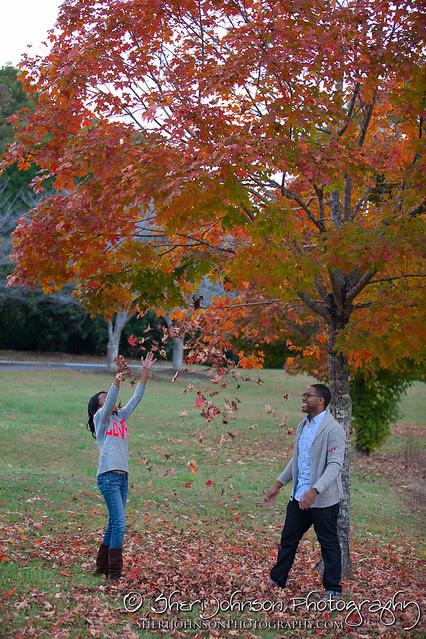Nicole & Jonathan Engagement Session