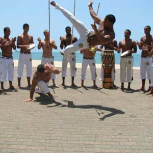 カポエイラはただのダンスじゃない 華麗な殺傷能力を秘めたレロが3 25巌流島に再び参戦 巌流島