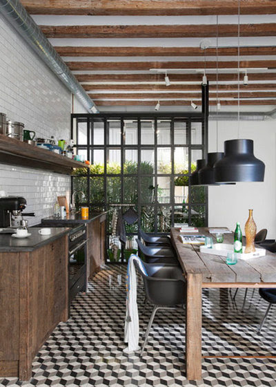 Industrial Kitchen by Egue y Seta