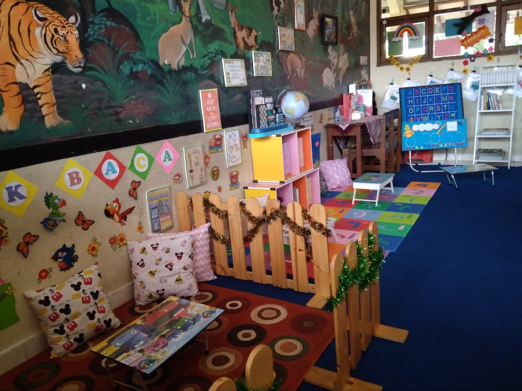 Semangat Literasi Lomba Pojok Baca SD Mutual Pertama di Semangat Literasi Lomba Pojok Baca SD Mutual Pertama di