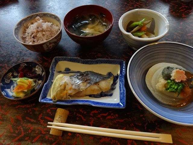 町家でおばんざいランチ おむら家 百万遍店 東京から京都に移住したol 旅と古都ライフ