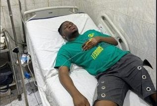 Popular Nigerian Singer Poisoned, Hospitalised!