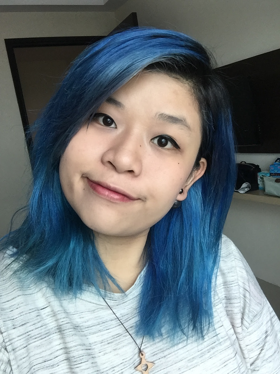 Cara Menjaga Silver Hair Supaya Awet CERITA BINKDOTZ