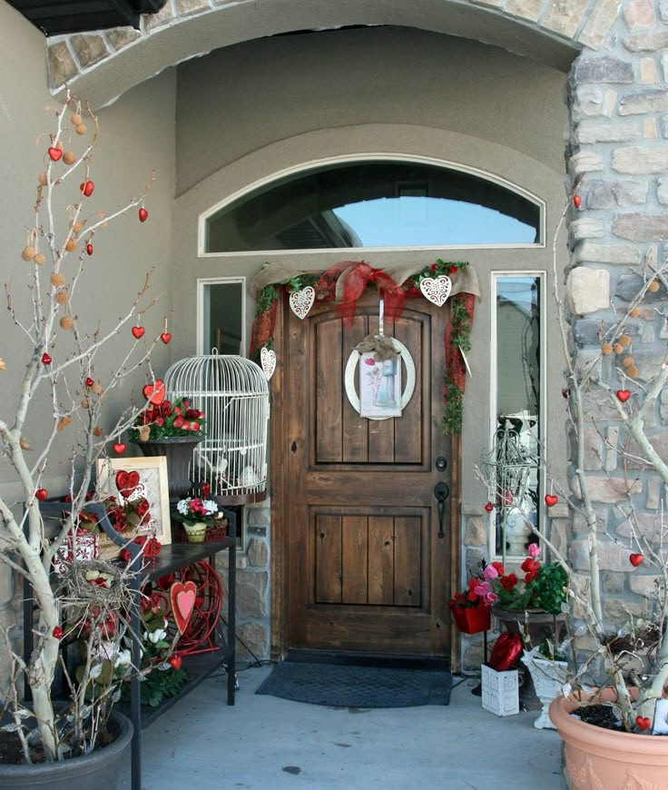 نتيجة بحث الصور عن ‪valentine's day outdoor decorations‬‏