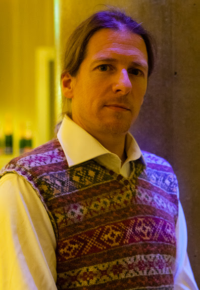nick-sweater