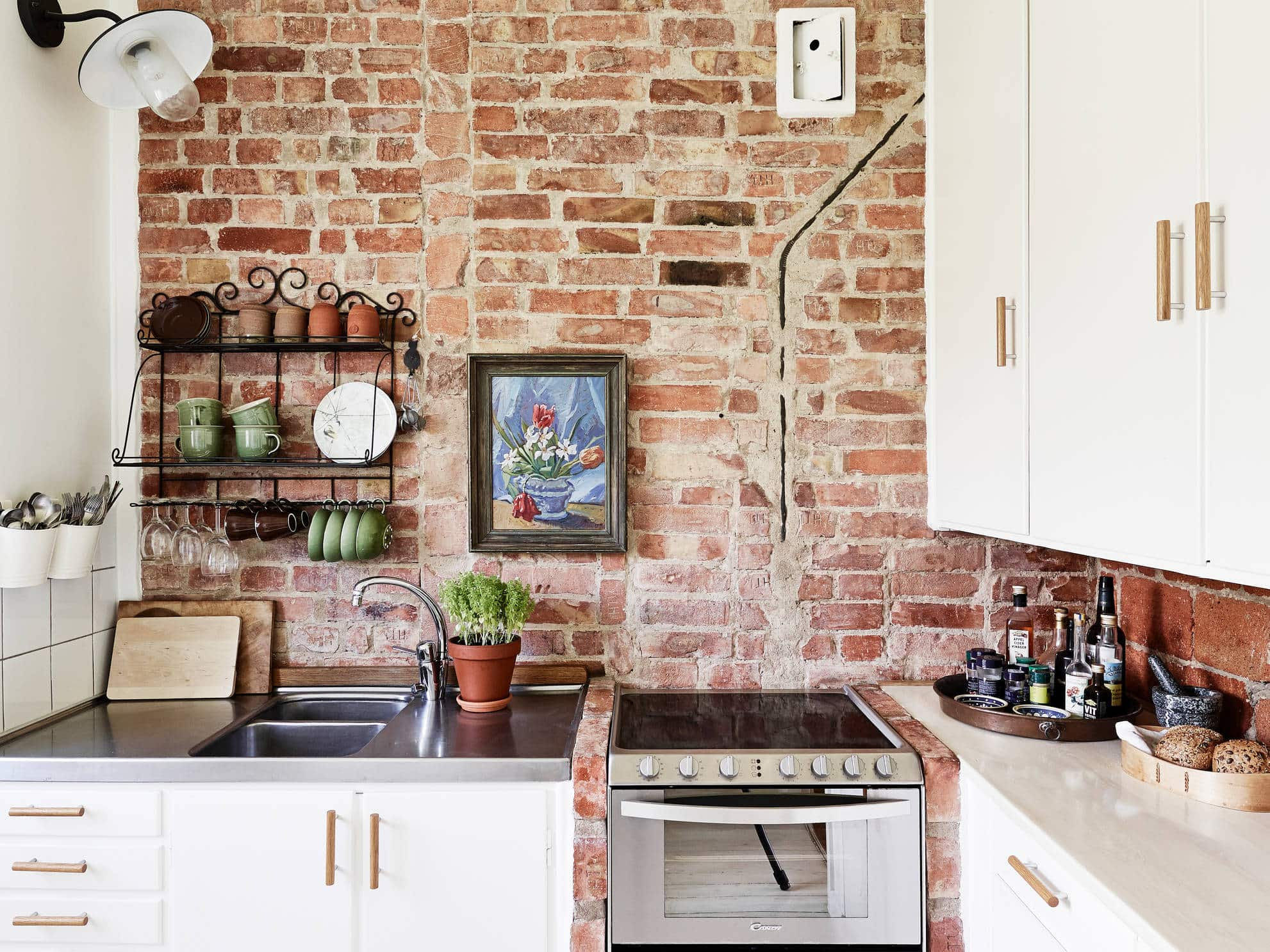 Brick wall kitchen COCO LAPINE DESIGNCOCO LAPINE DESIGN Brick wall kitchen COCO LAPINE DESIGNCOCO LAPINE DESIGN