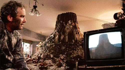 Close Encounters of the Third Kind | Tacky Harper's Cryptic Clues