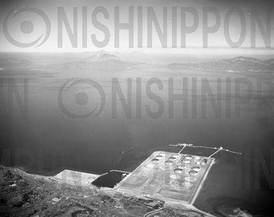 喜入石油基地 西日本新聞フォトライブラリー