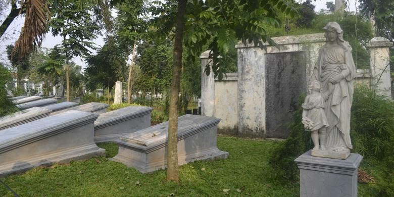 6 Wisata "Antimainstream" di Jakarta, ke Kuburan 