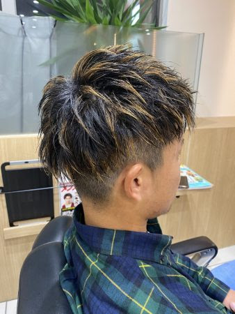 メッシュカラーで髪に立体感を 草加 メンズカット 草加の理容室 床屋 Mens Hair B 2 草加店