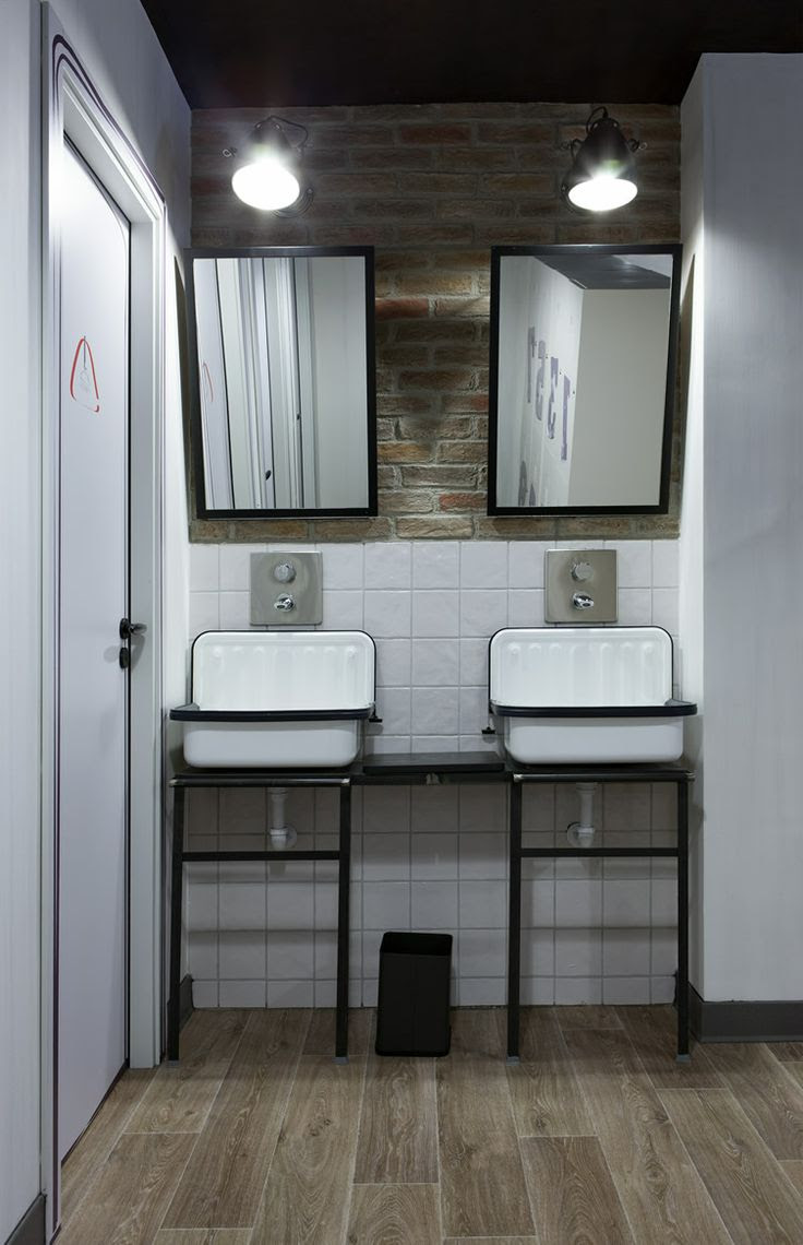 25 Industrial Bathroom Designs With Vintage Or Minimalist 