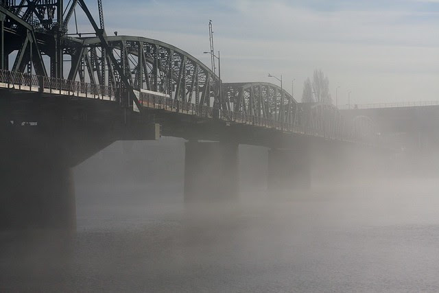 fog, hawthorne bridge