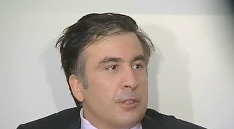 Аваков назвал Саакашвили популистом и плеснул ему в лицо водой, чтобы не ударить