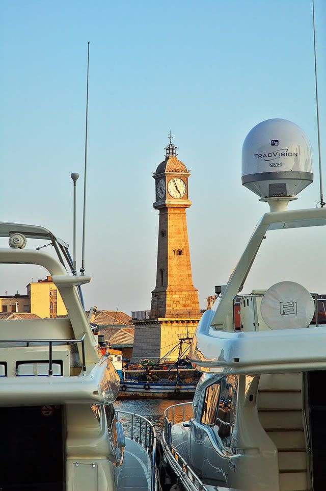 The Clock Tower at Port Vell, Barcelona, Spain [enlarge]