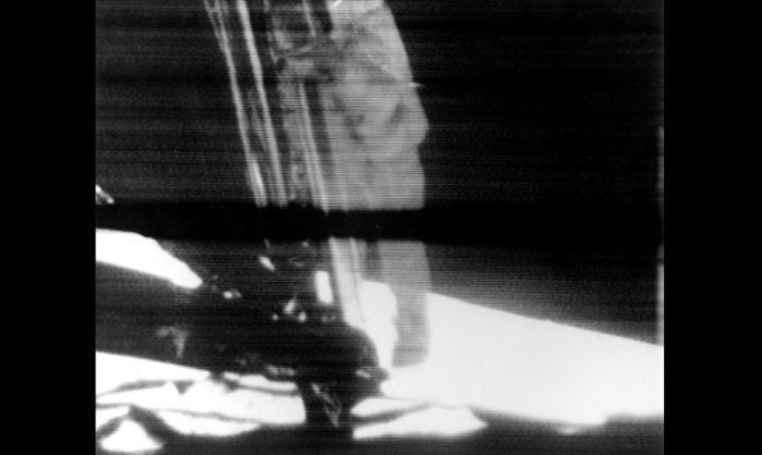Apollo 11 and the Moon Landing (87 pics) Apollo 11 and the Moon Landing (87 pics)