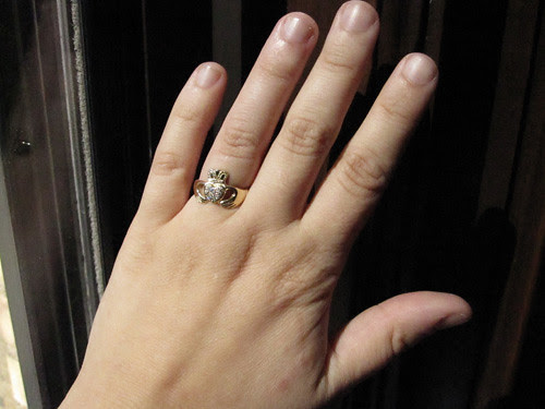 Claddagh ring engagement how to wear