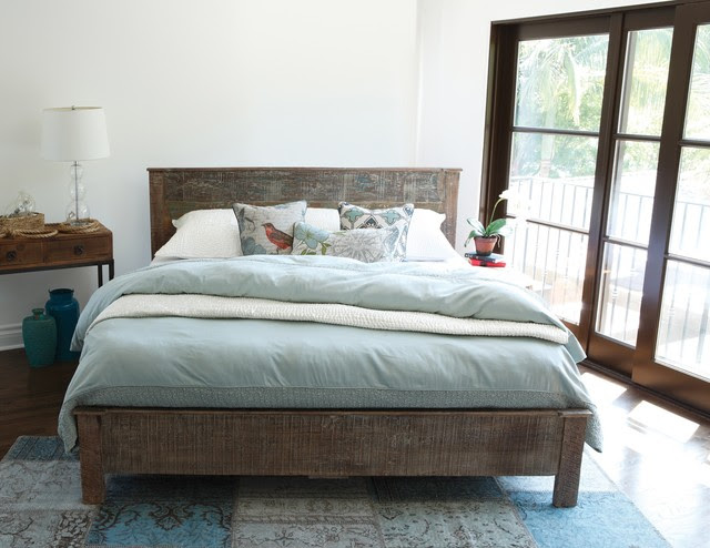 Reclaimed Wood Modern Platform Bedroom